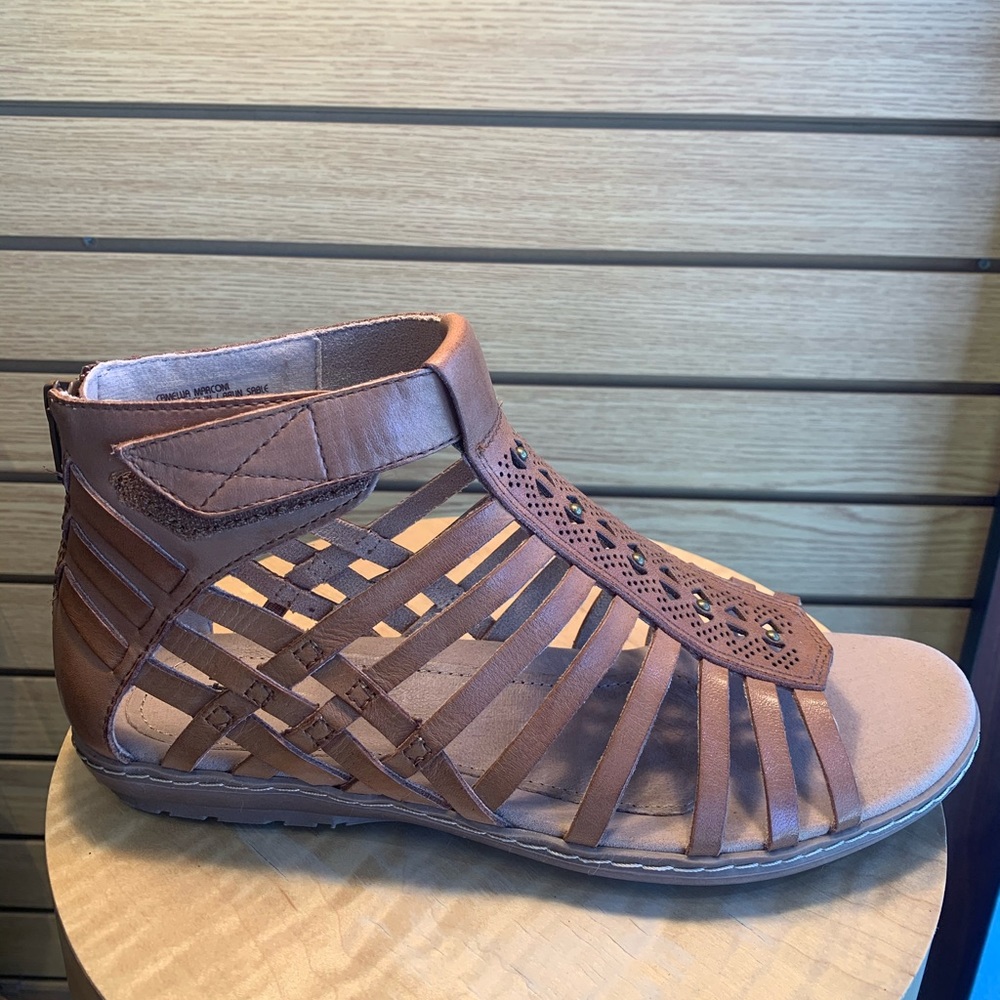 SANDALS - Picture 2 of 4